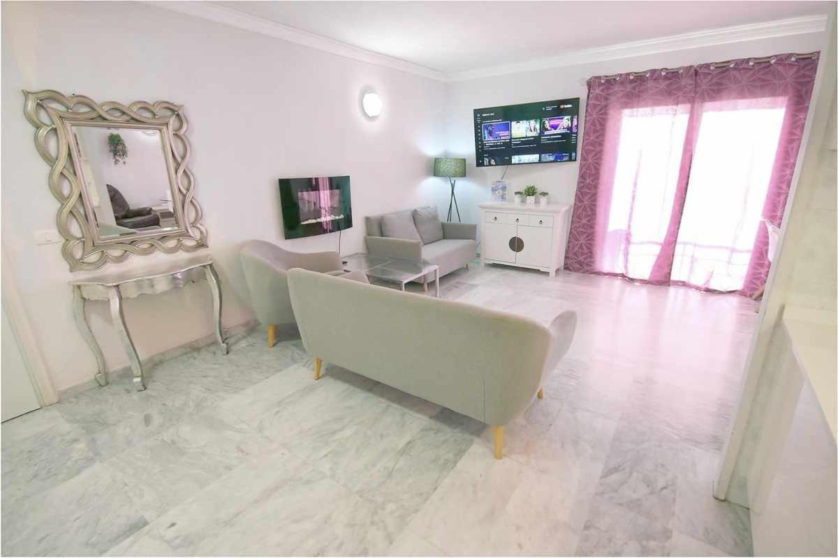 Dinastia D201 By Tenerife Rental & Sales Los Cristianos  Exteriör bild